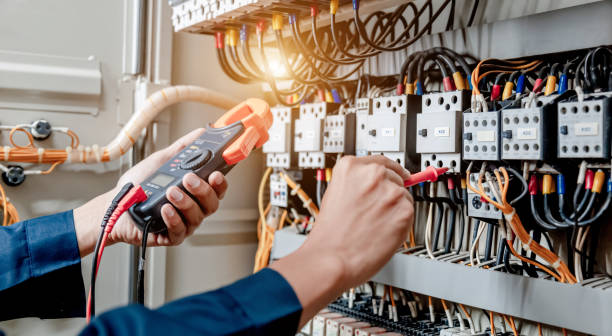 Best Licensed Electrician  in Phillipsburg, KS